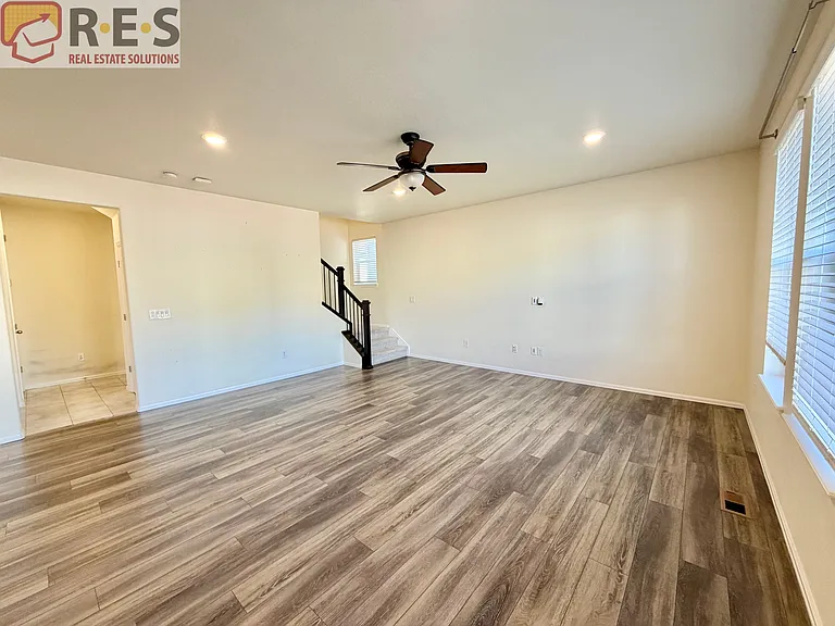 15028 Munich Ave — Photo 11