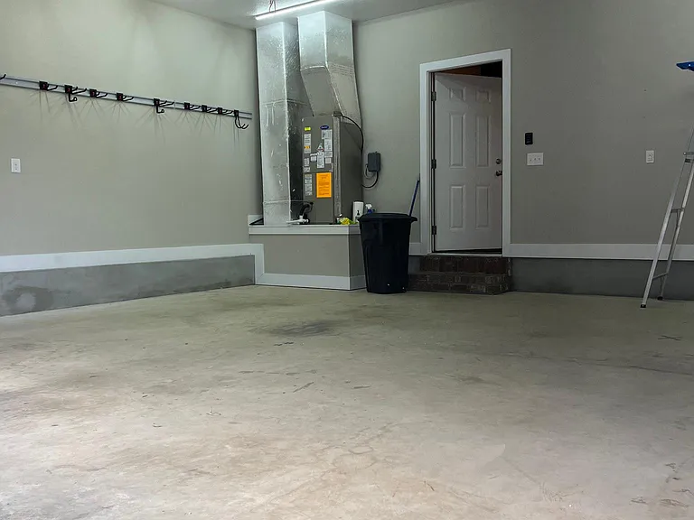 982 E Chestnut Ave — Photo 17