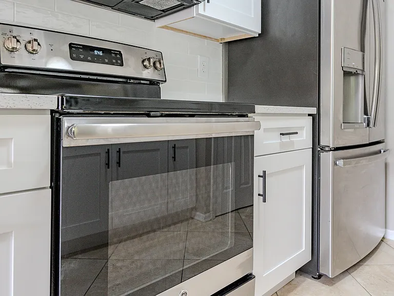5004 Laguna Bay Cir #48 — Photo 26
