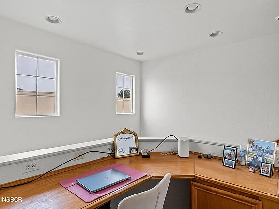 3rd image of 217 E Gilea Ct
