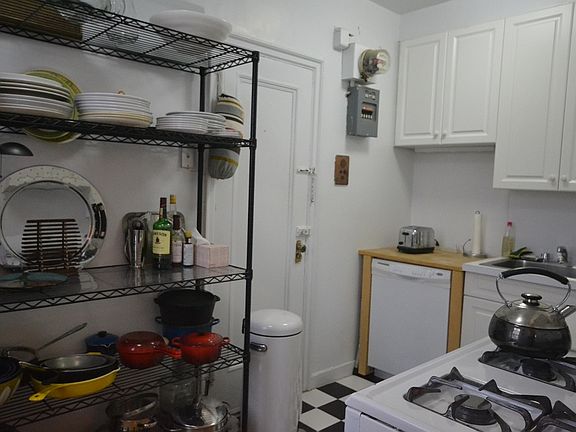 4th image of 201 W 77th St APT 5B