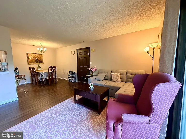 5215 Ravens Crest Dr — Photo 6