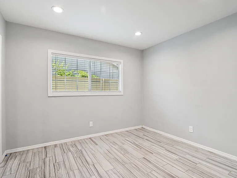 14657 Novice St — Photo 16