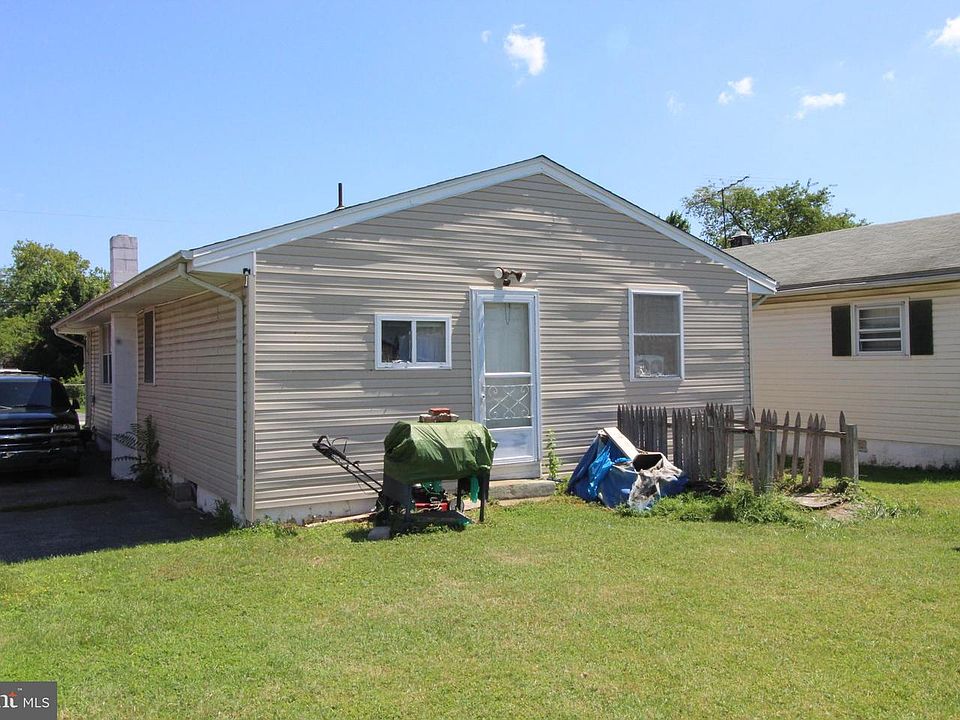 2nd image of 24 Harrisburg Ave