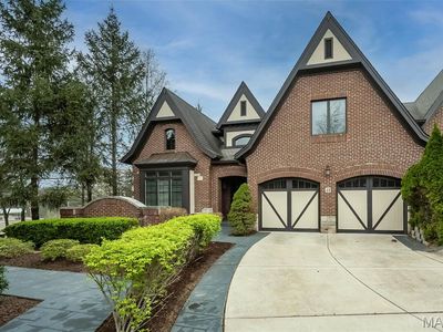 21 Upper Conway Ct, Chesterfield, MO, 63017