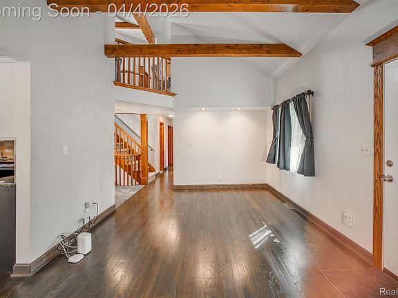 5th image of 8183 Reese Rd