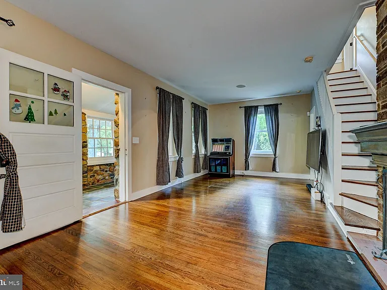 353 Cherry Hill Rd — Photo 10