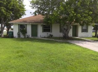 1021 NE 8th Ter, Cape Coral, FL 33909