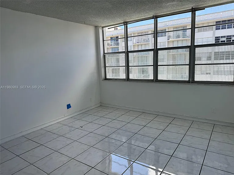 16740 NE 9th Ave #608 — Photo 10