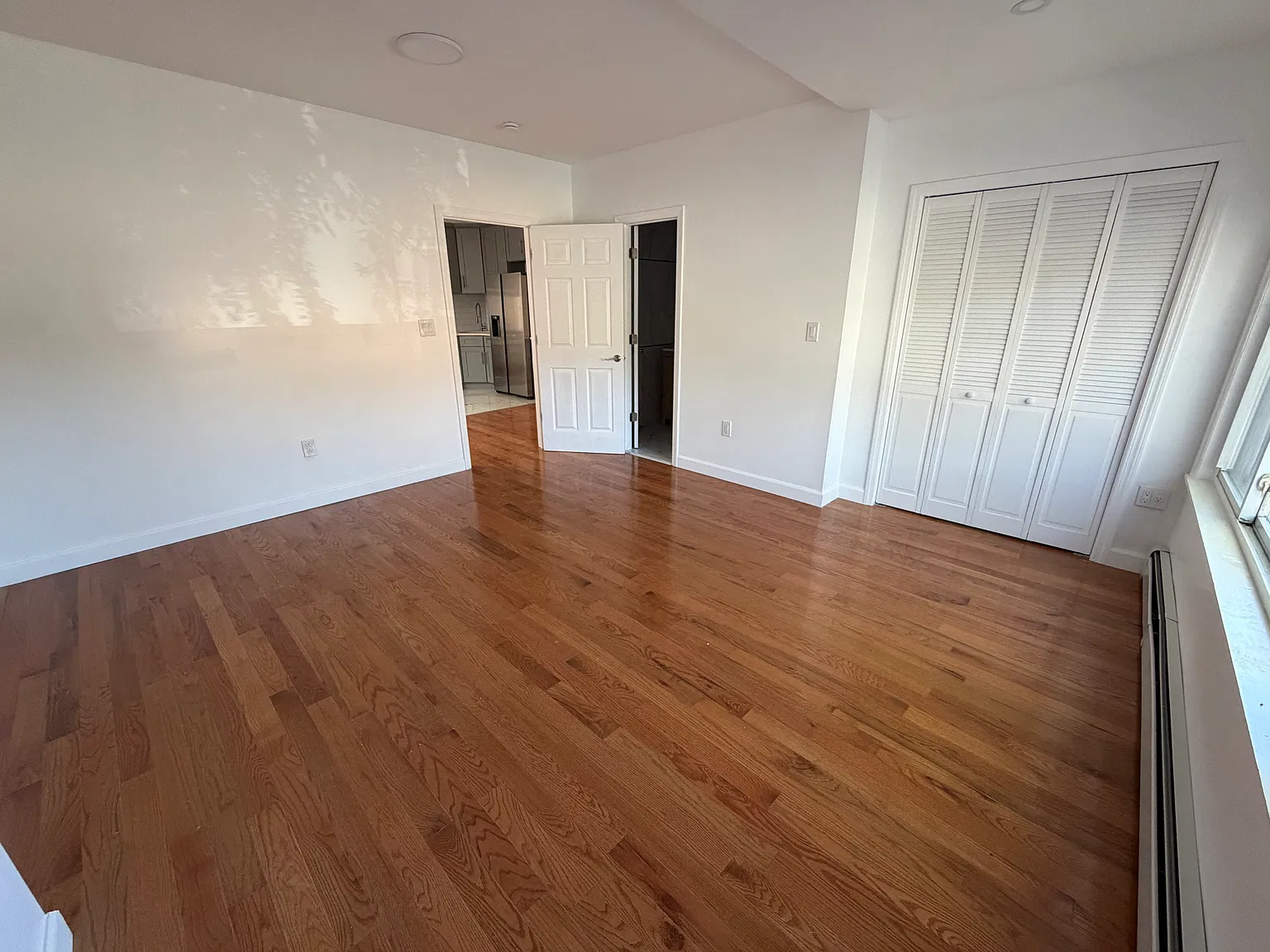 3 bed, $3,700 — Photo 2