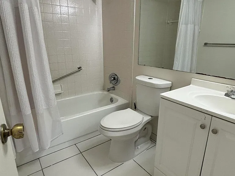 724 Sunny Pine Way #D2 — Photo 11