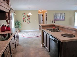 31 Pinetree Ln, Mays Landing, NJ 08330