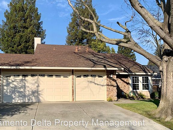 2nd image of 18 Tinneil Ct