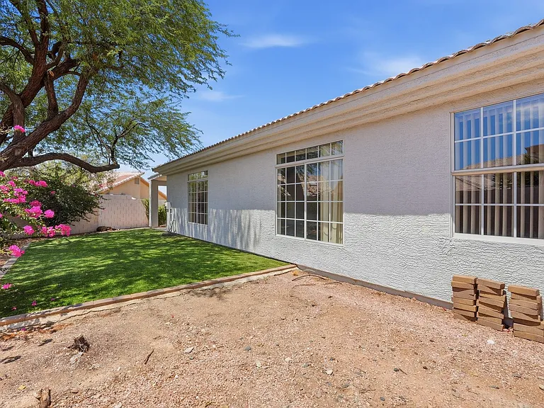 10860 N 118th Way — Photo 34