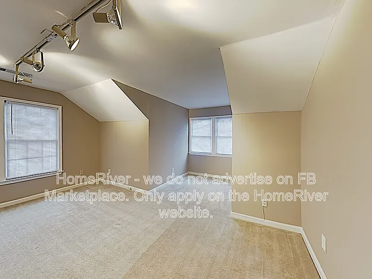 3708 Dunlin Shore Ct — Photo 9