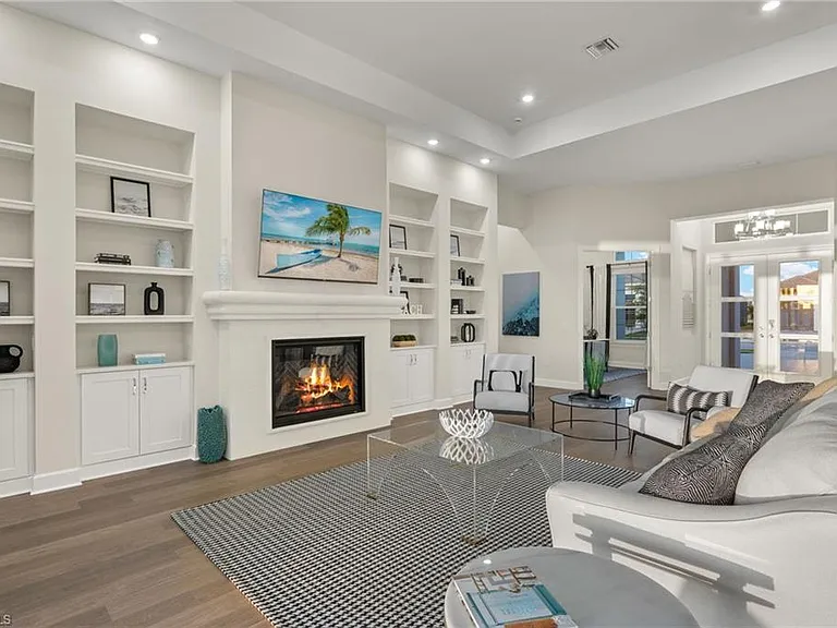 15429 Turin Dr — Photo 9
