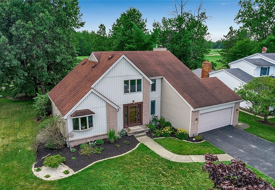 1st image of 135 White Cedar Dr
