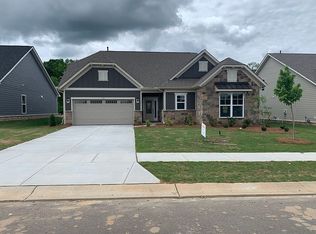 618 Hinterland Ln, Matthews, NC 28104