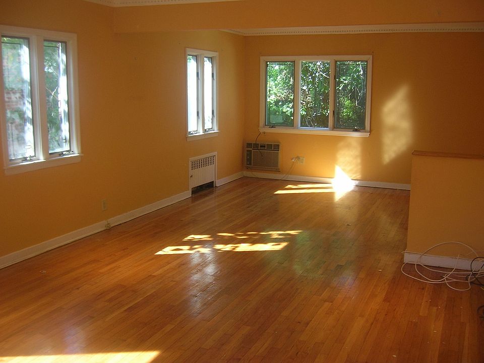 2nd image of 7220 139th St