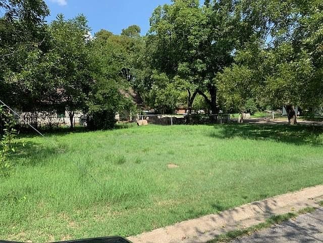 2nd image of 1010 E Jefferson St Lot 1A