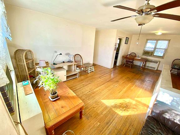 5th image of 216-51 68th Ave #U