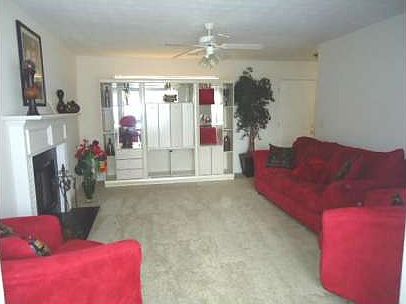 5th image of 217 Grover Turner Way