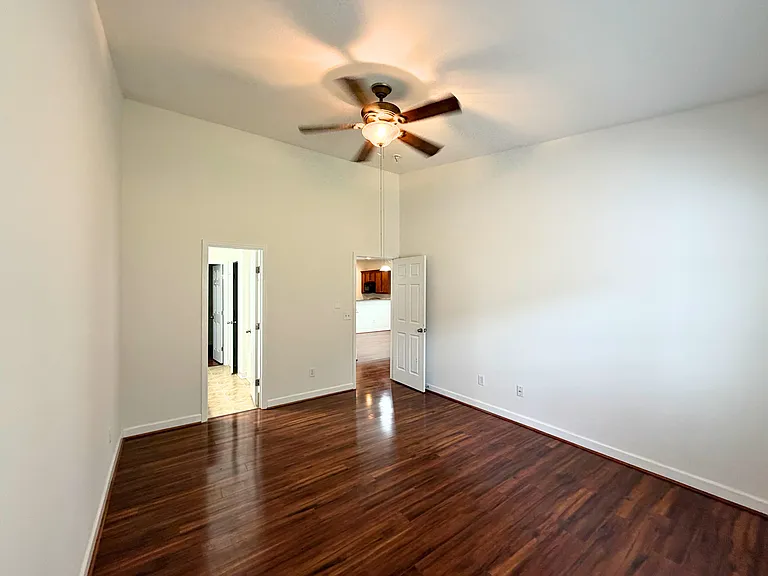 2541 Spring Oaks Way — Photo 28