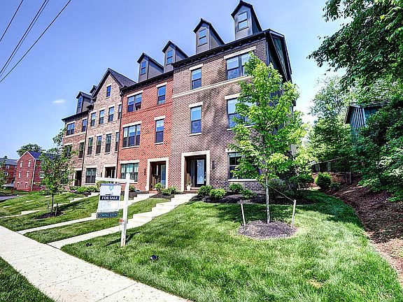 2nd image of 1012 N Kennebec St