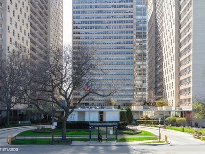 3950 N Lake Shore Dr APT 1212C, Chicago, IL, 60613