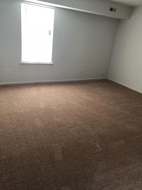 1st image of 31 Goldsmith Pl APT B