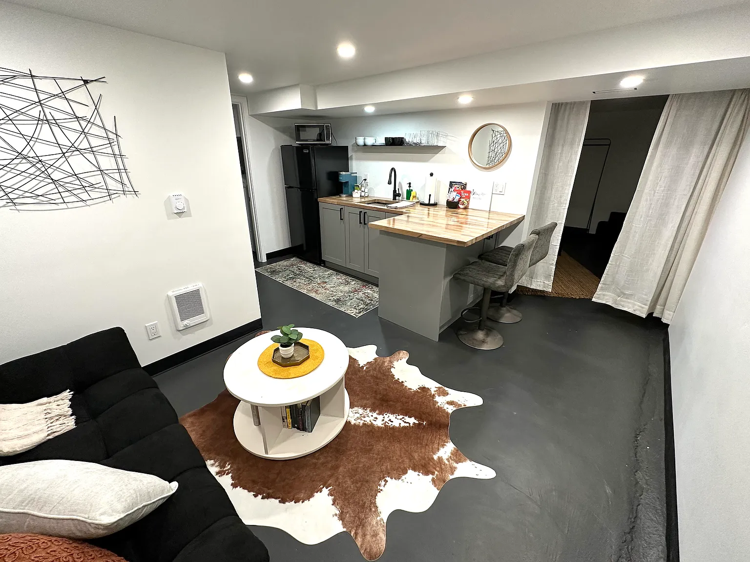 1 bed, 410 sqft, $1,600 — Photo 1