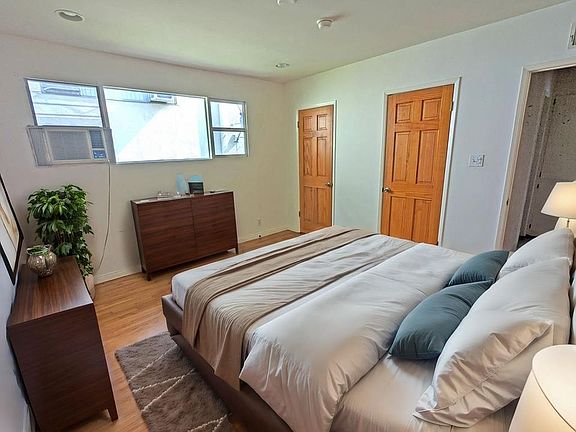 2nd image of 1331 N Poinsettia Pl APT 5
