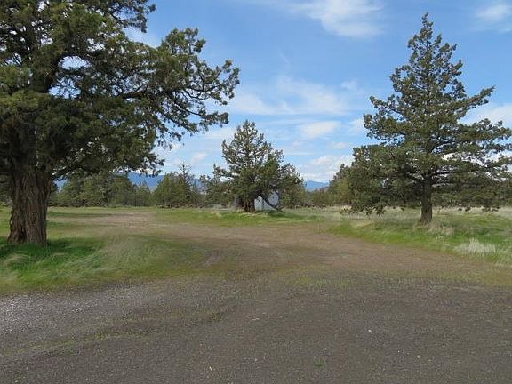 3rd image of 7321 Frontier Dr