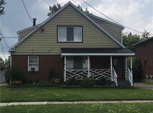 153 Meadowlawn Rd, Cheektowaga, NY 14225