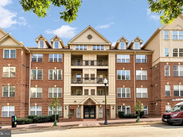 2330 14th St N APT 407, Arlington, VA 22201