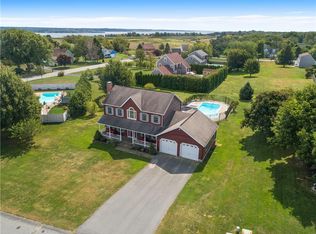 217 Spring Hill Rd, Portsmouth, RI 02871