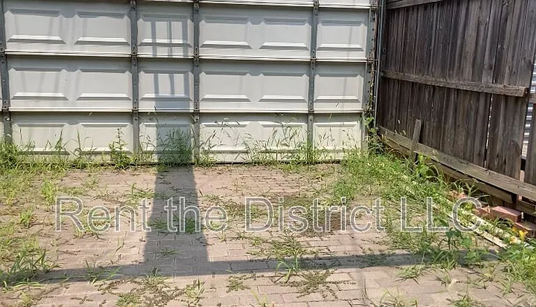 624 Orleans Pl NE — Photo 24