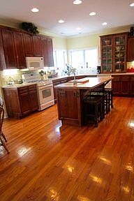 5th image of 304 Westchase Ln