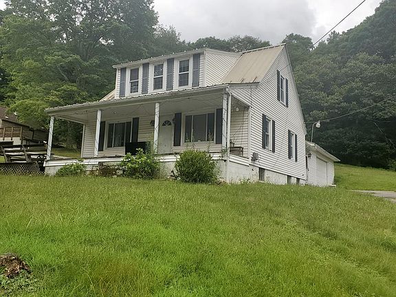 3rd image of 1140 Main St
