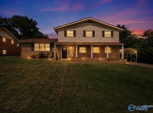 2216 Fairfax St NE, Huntsville, AL 35811