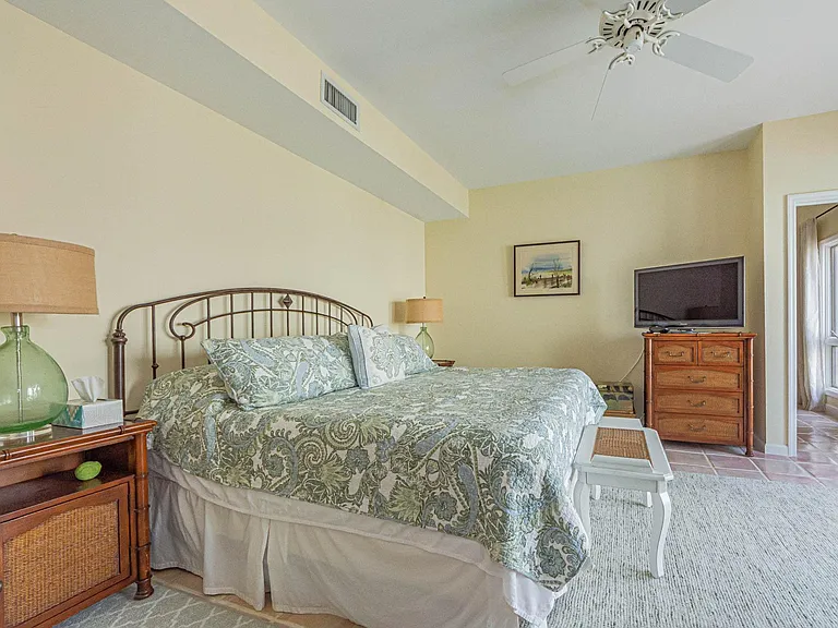 8382 Satin Leaf Ct #8382 — Photo 24