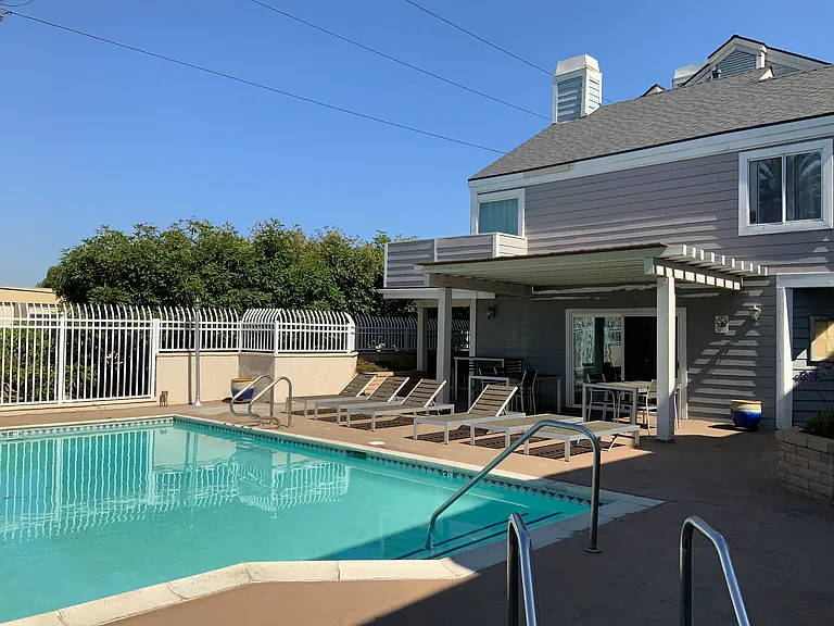 628 Daisy Ave — Photo 24