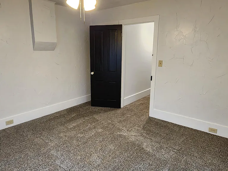 494 Ridge Ave — Photo 31