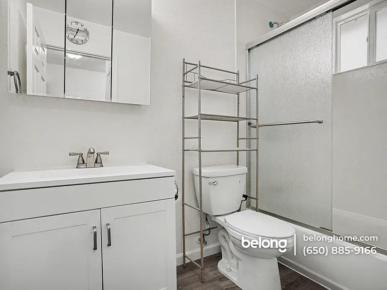 26792 Clarkford St — Photo 8