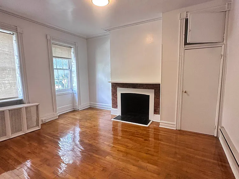 531 Hudson St #2F — Photo 5