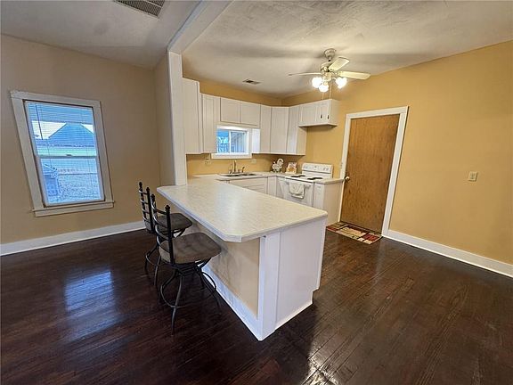 4th image of 36315 W 311th St