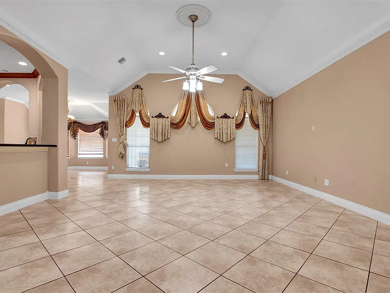 11207 Indian Trails Dr — Photo 4