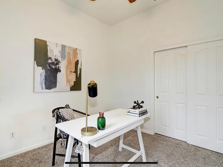 5808 Laurel Cove Ct — Photo 12