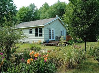 22401 Cutler Rd, Howard City, MI 49329