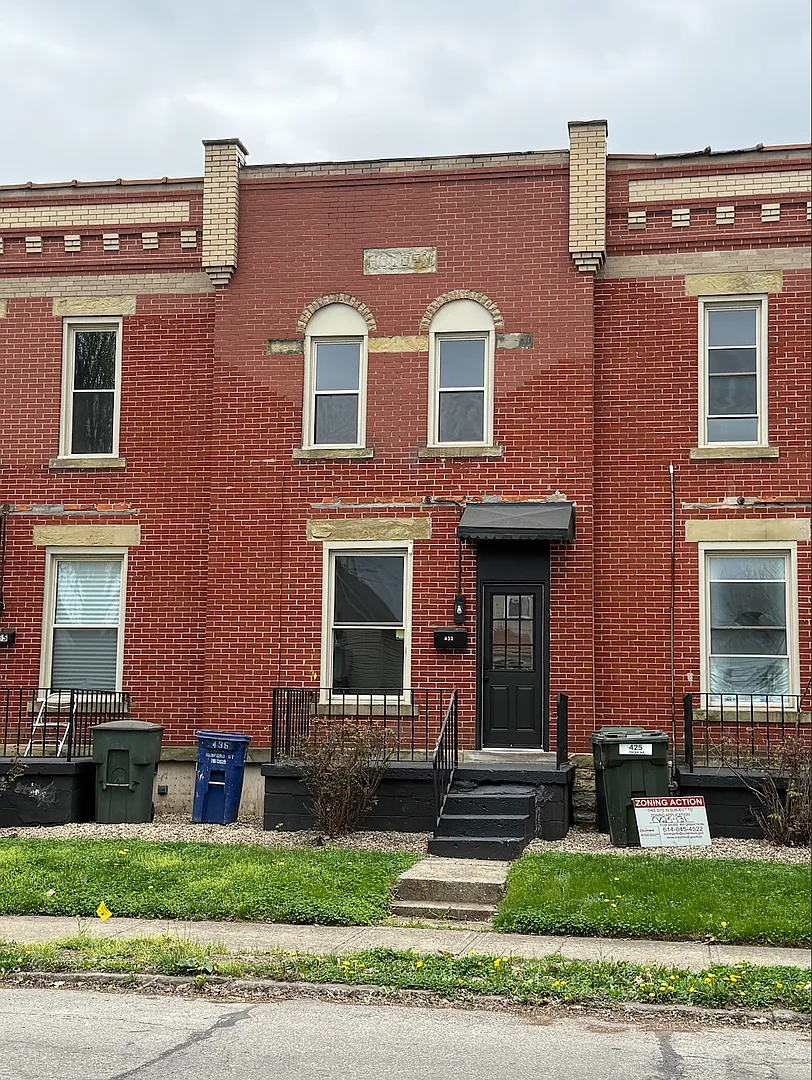 Newly Renovated 3-bedroom, 2.5 bath Townhome in Merion Village with Single-Car Garage — Photo 4